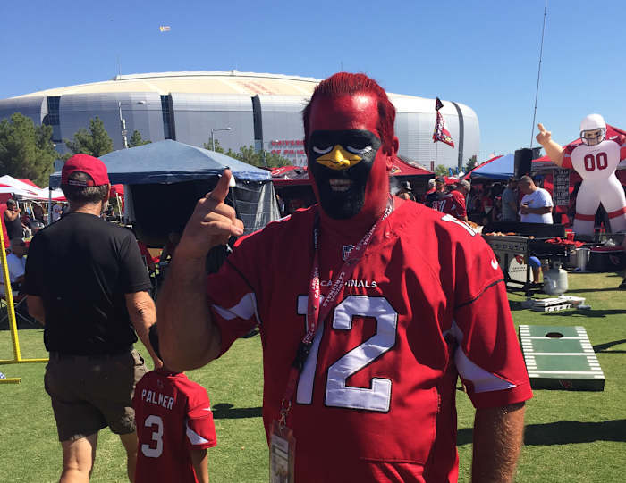 Casey Lusk, the birdman of Arizona.